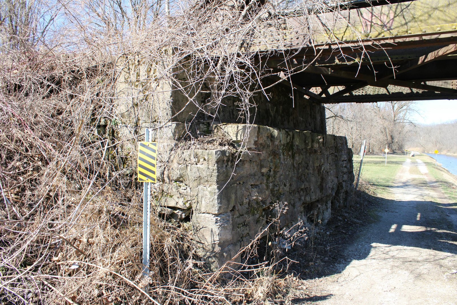 South abutment